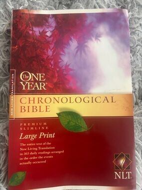 The One Year Chronological Bible - Large Print (Red)